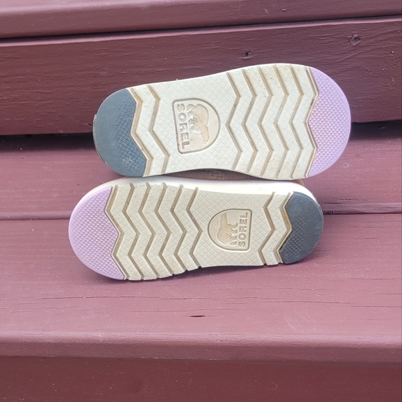 Sorel Boots - Picture 5 of 5